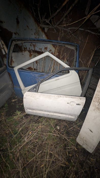 Продам запчасти на различные виды машин
