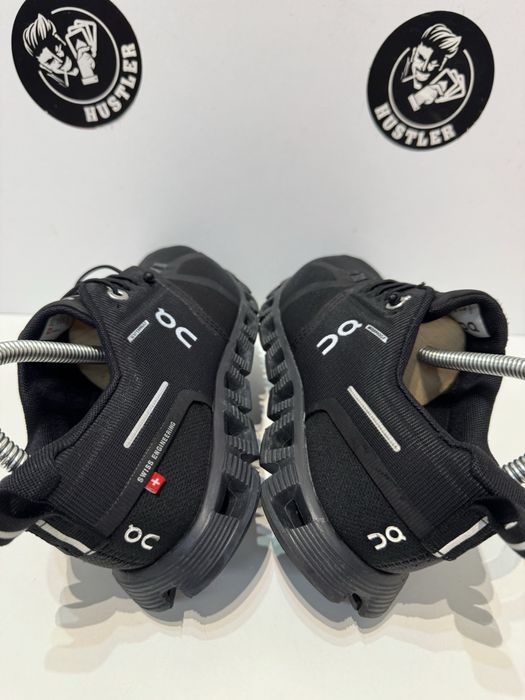 Маратонки ON CLOUD WATERPROOF .Номер 37