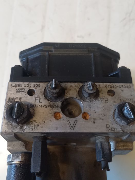 ABS Модул Toyota Avensis T25 2.2