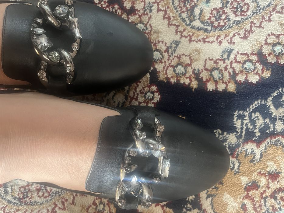 Продам балетки REUCHLL