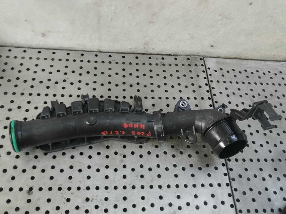 tubulatura admisie 1.2b hn09 peugeot 208 9835385080  9835385080-02