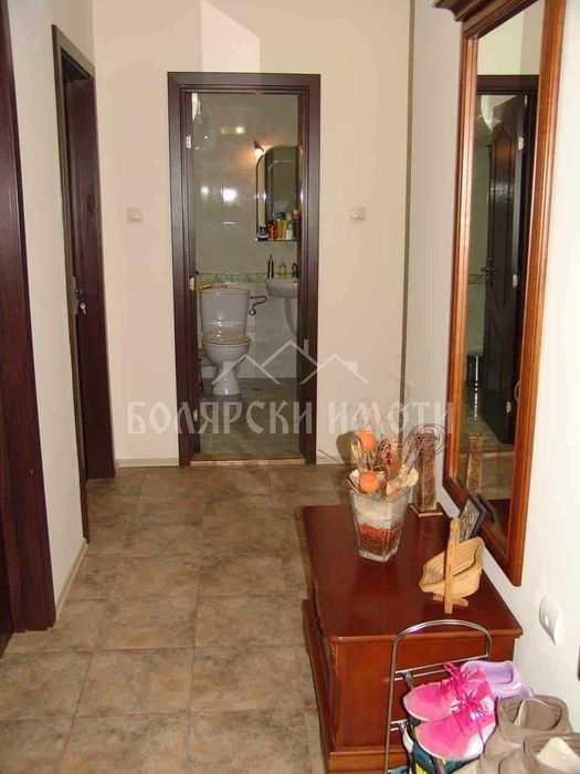 Дава се под наем Тристаен апартамент в Велико Търново, Колю Фичето - 75 кв.м за 448.8 € - Снимка #8