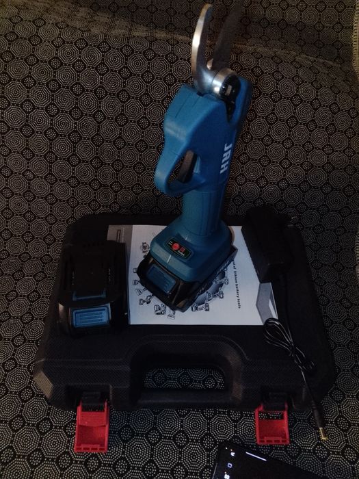 Foarfeca curățat pomi vita de vie cu acumulatori