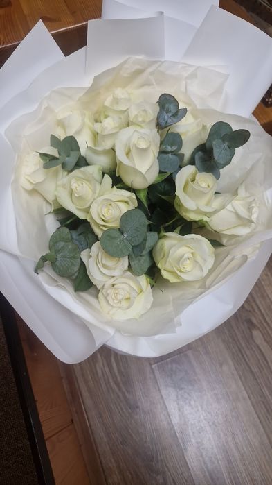 Свежий букет роз