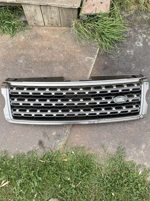 Продам решетку Range rover