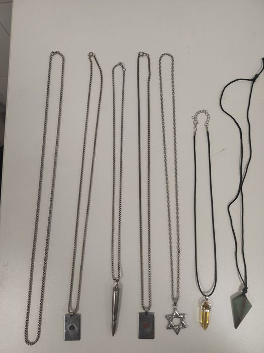 Кулоны Все Разные