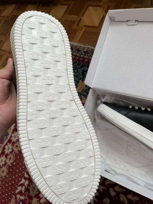 Обувки Calvin Klein 44 номер