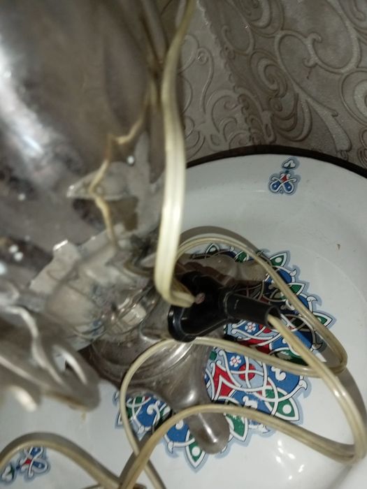 Продам самовар электрический  СССР 3 л