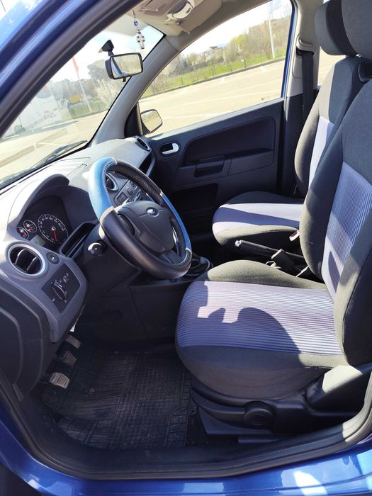 Ford Fusion 1.4 Diesel 2009 4500€ Negociabil