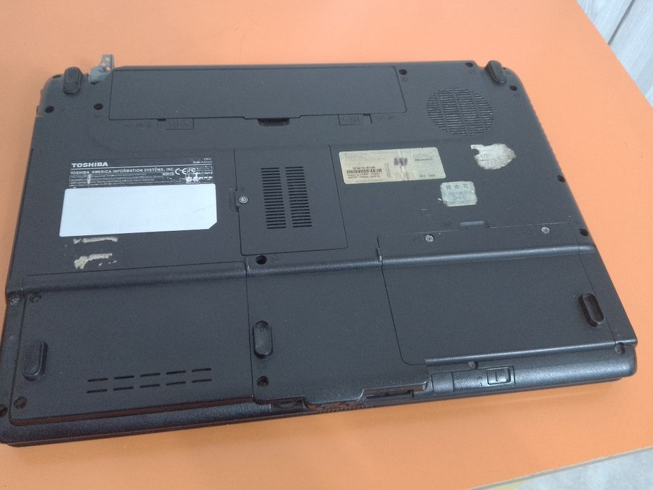 Toshiba A205 вроде