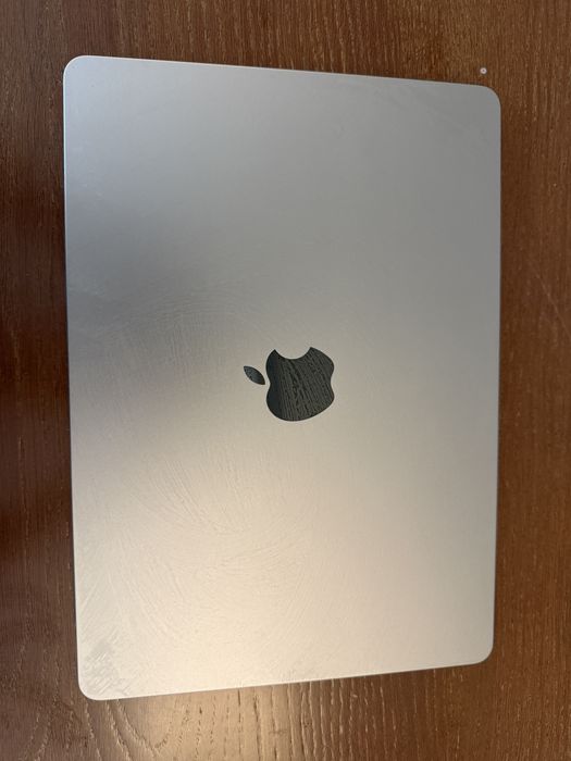 Продаются Macbook air m2 АКБ 100% СРОЧНО!!! Торг есть