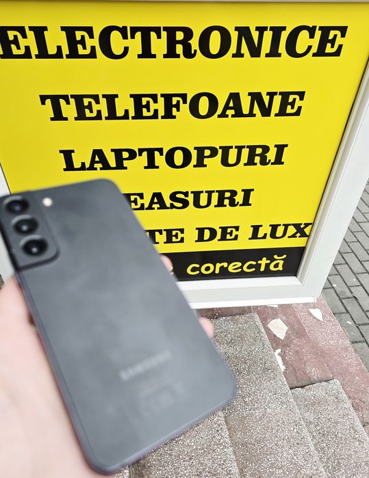 Samsung Galaxy S22 - 128 GB - 8 GB RAM  - android - dual sim !