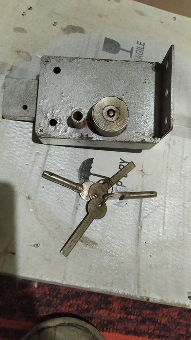 Новый замок с секретом С.с.с.р.
