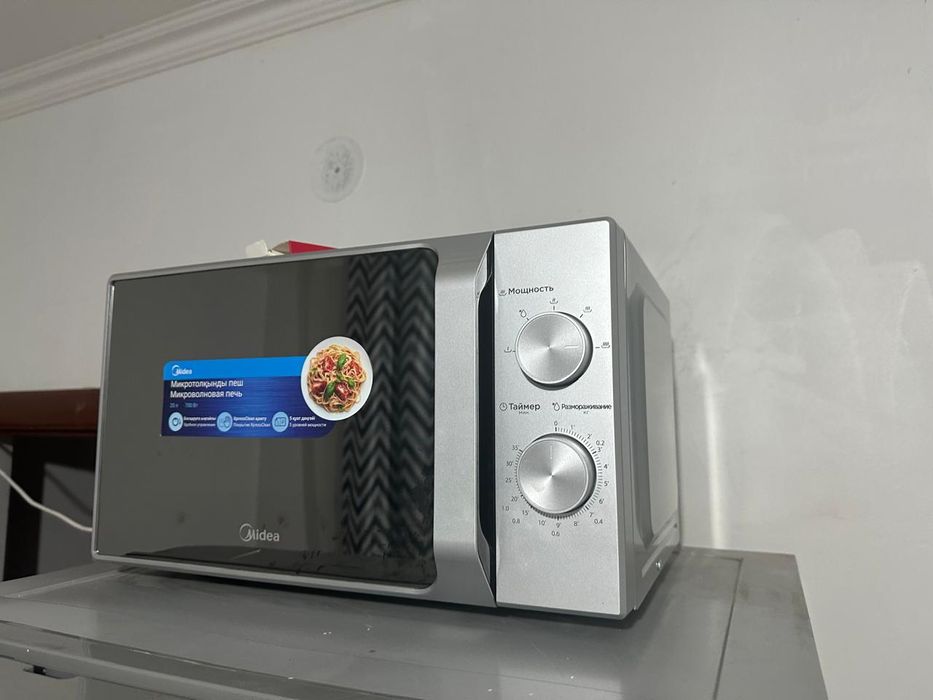 Продам микроволновку почти новая