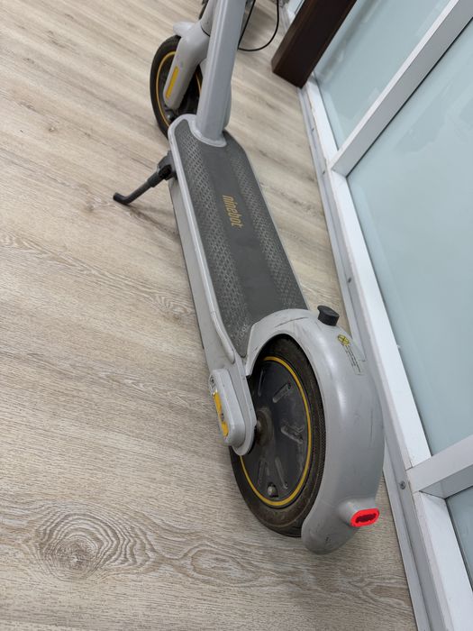Электро самокат ninebot g30 max (kickscooter max)