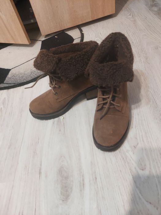 Ghete dama piele întoarsă