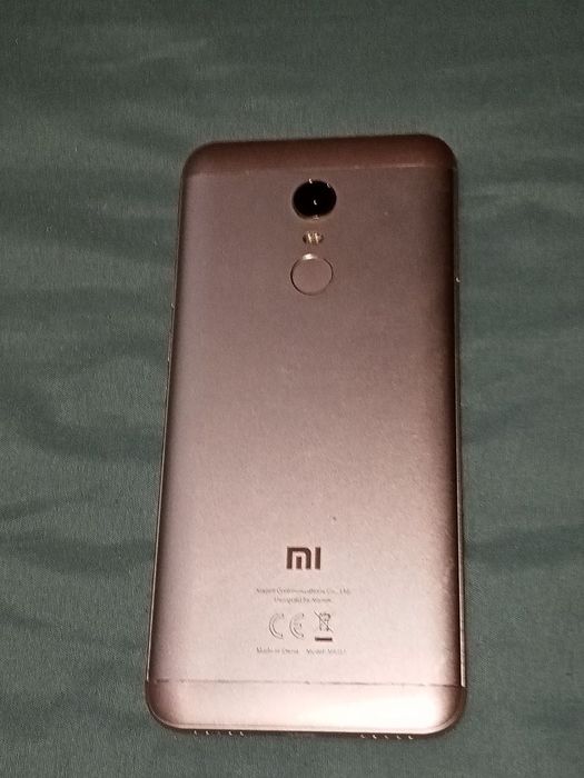 Обменяю телефоны на запчасти