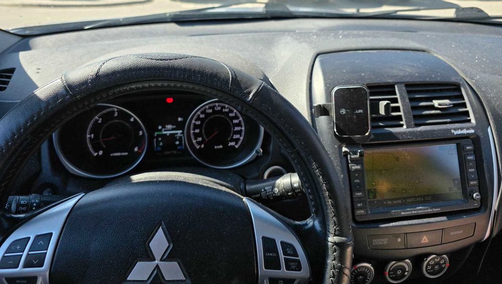 MITSUBISHI ASX 2011 — imagine 4