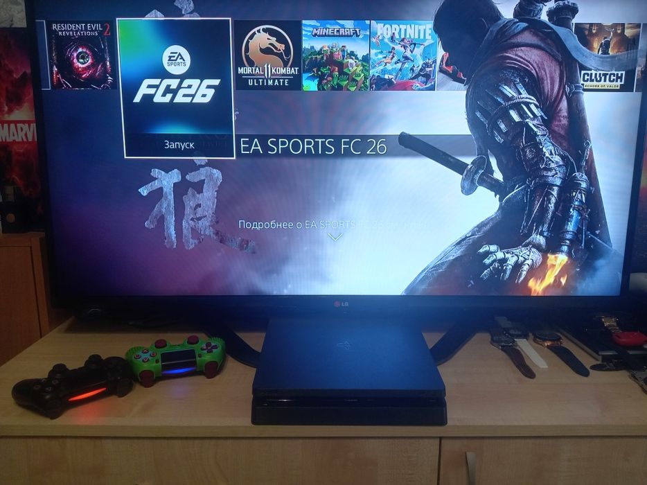 Playstation 4 slim Продам