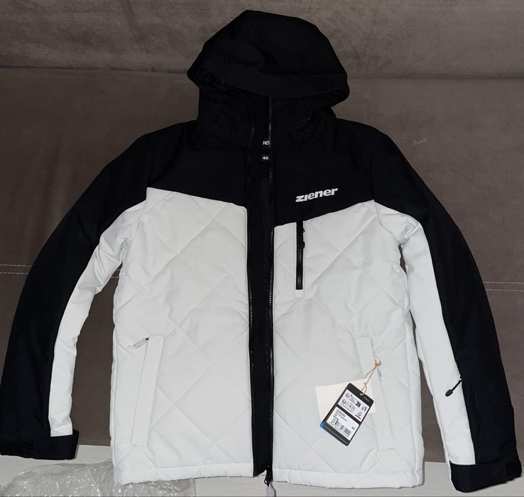 Горнолыжный костюм