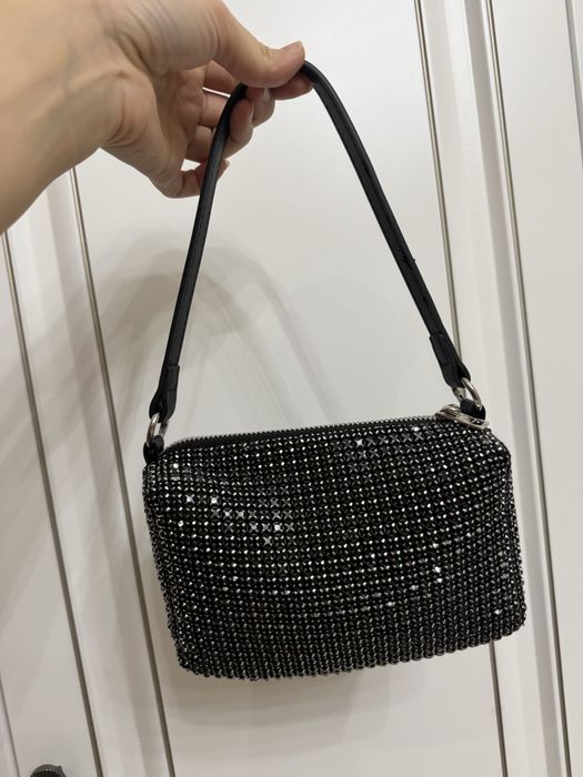 Сумочка с черными стразами, блестящие