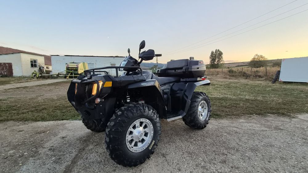 Polaris Sporstman 800 Can am cf moto