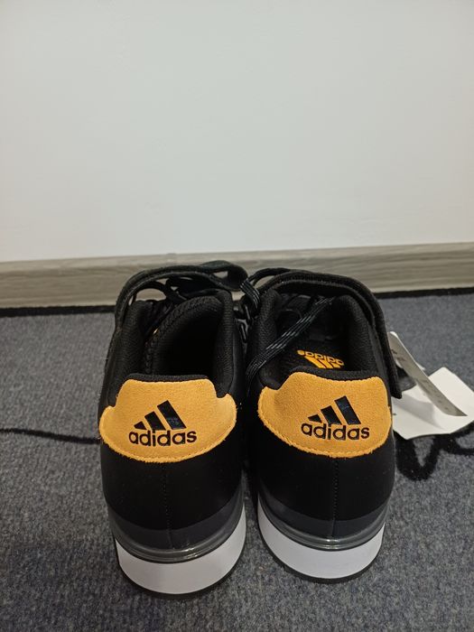 Adidas Power Perfect III fara cutie