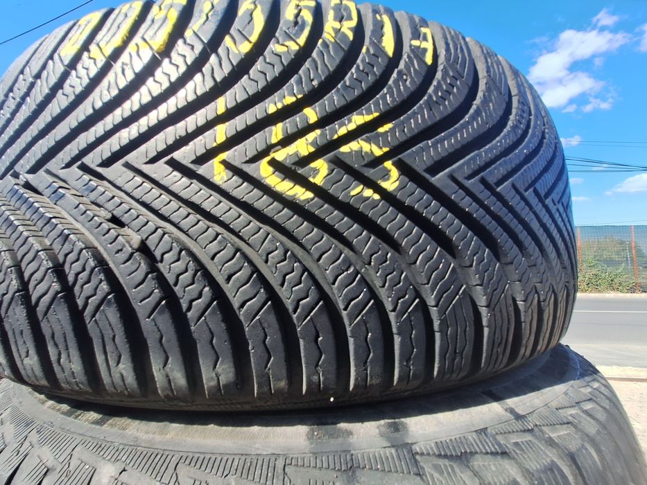 4 anvelope iarna 225/55r17 Michelin Montaj Gratis