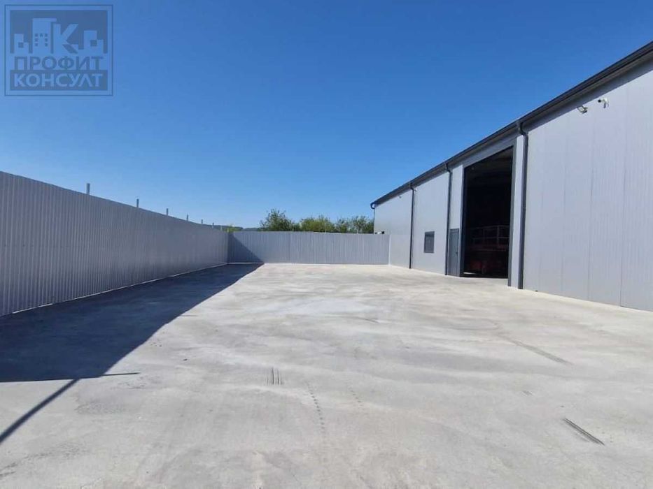 Склад под наем на главен път София - Варна