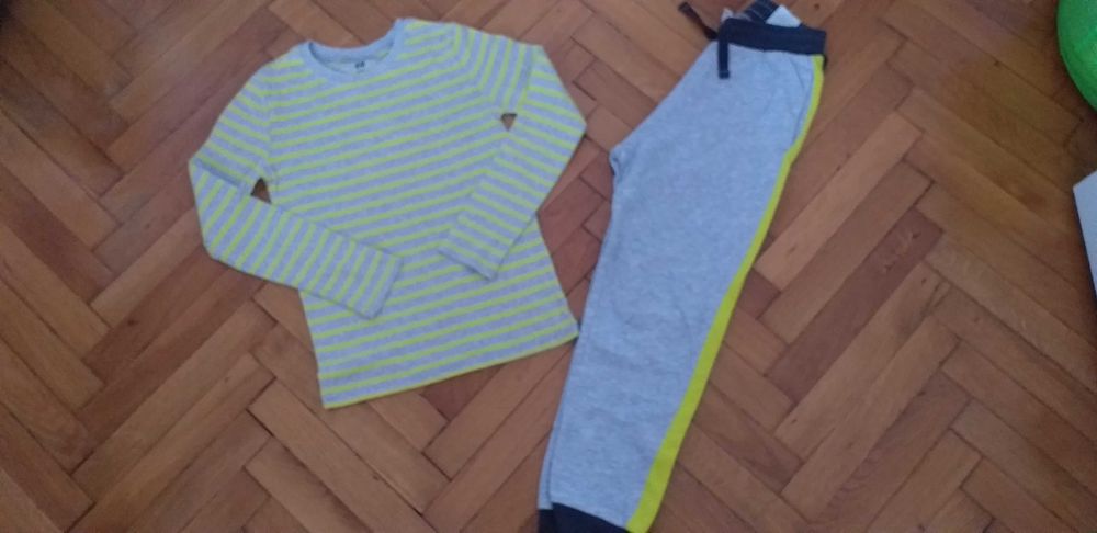 Детски  фирмени анцузи размер 110/116-40-50лв.