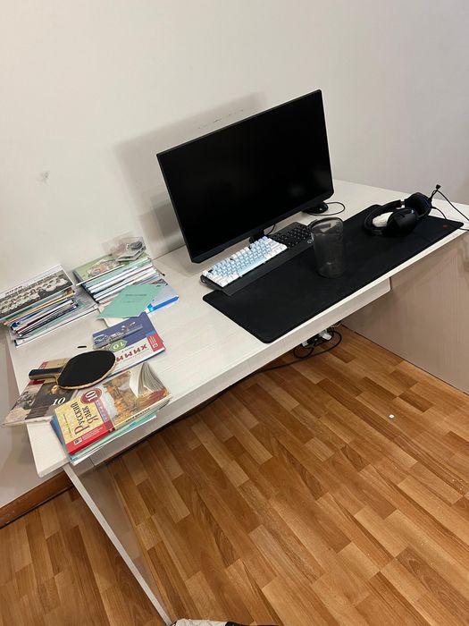 Стол для компютера