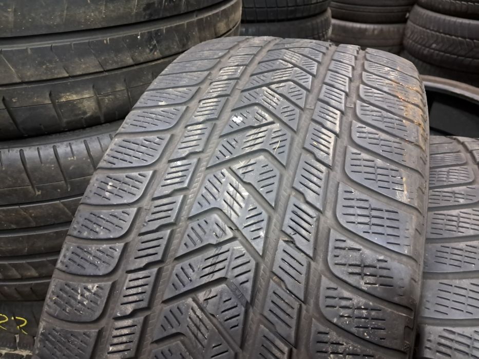 Anvelope second iarna 285 40 R22 Pirelli 2023