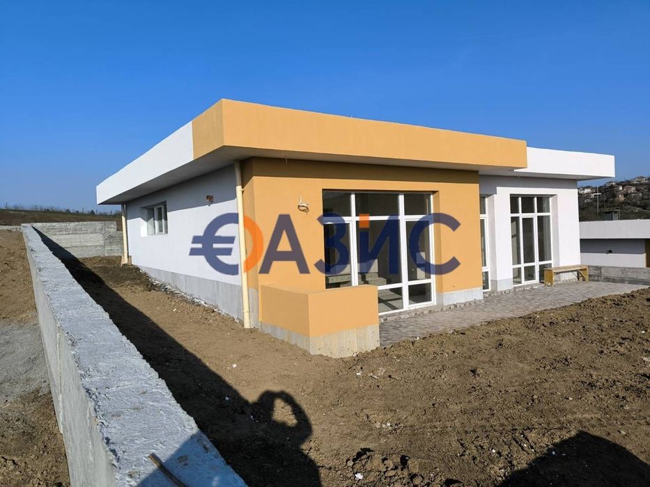 Нова къща във вилно селище близо до Бургас, с. Черни Връх, 130 кв м и