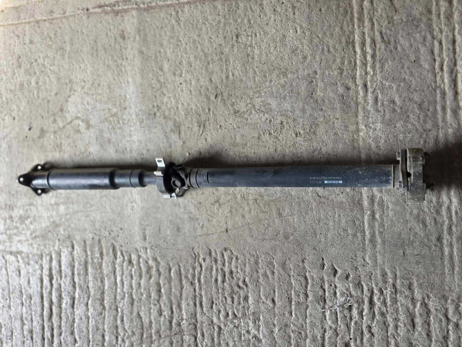 Заден кардан BMW F10 / F11 530dX 535dX
