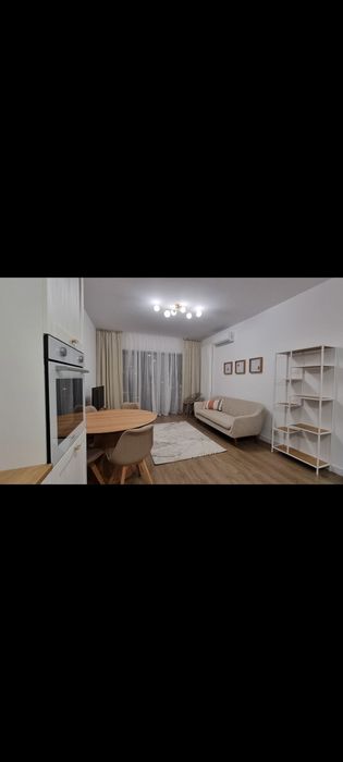 Silk District: Apartament studio/2 camere, gradină privată + loc parca