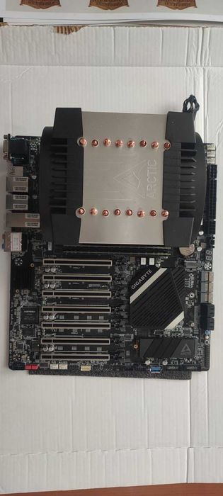 Kонфигурация AMD Threadripper PRO 3945WX