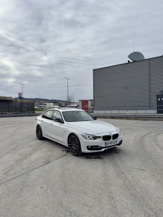 Vand BMW F30 328i din anul 2012