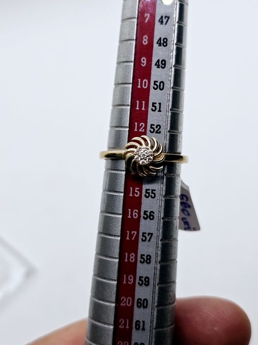 Vand inel dama din aur 14 k 1.33 g cod 33