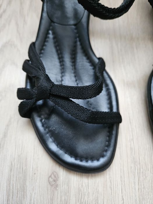 Prada Vintage T-Strap сандали