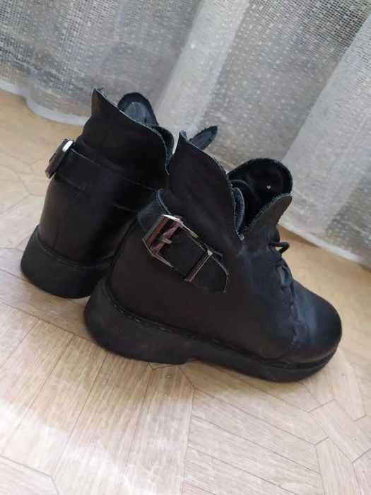 Ботинки натуральная кожа 37р