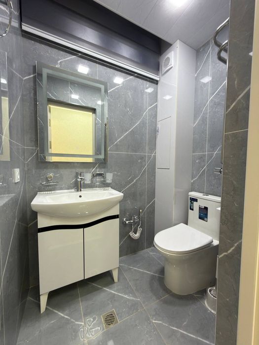 Vokzal UzgazOilda 3x xonali uy sotiladi