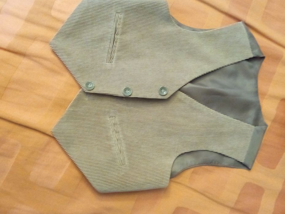 Костюм тройка для мальчика