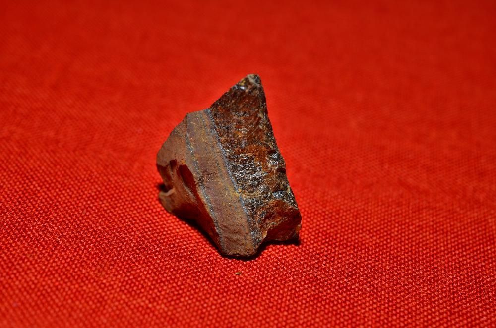 Камъни Tiger Eye