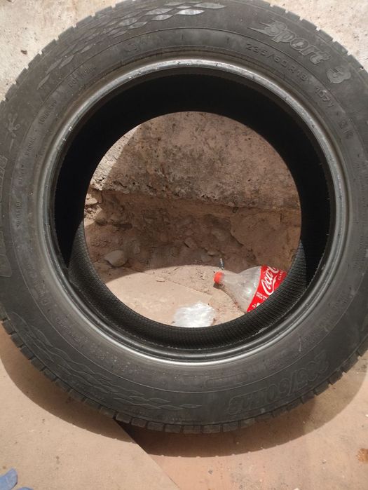 Продаю шины летние 235/60 R18