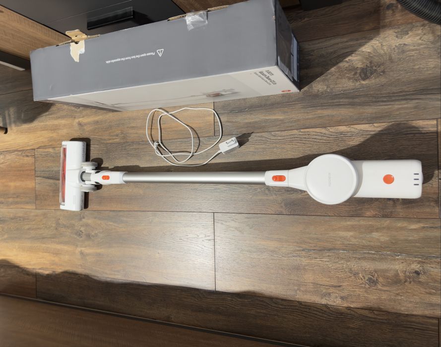 Xiaomi Vacuum Cleaner G20 Lite Вертикална прахосмукачка