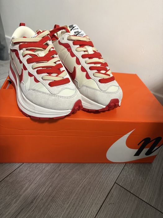 Nike colaborare sacai