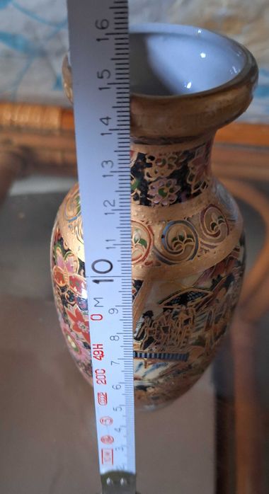 Малка порцеланова китайска ваза