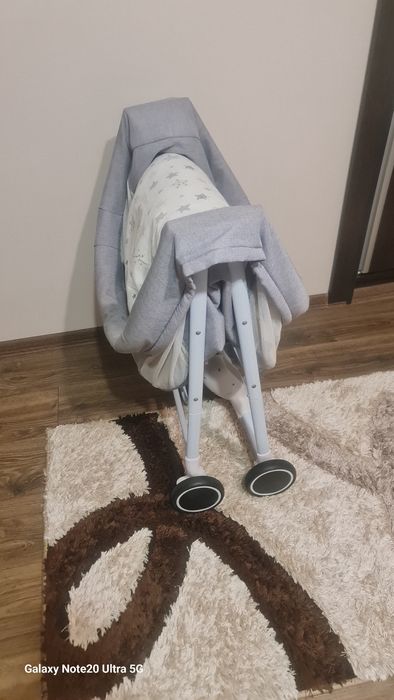 Детска кошара със колела