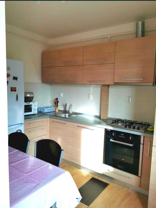 PF - Apartament 3 camere de închiriat in Floresti – Strada Avram Iancu nr 158