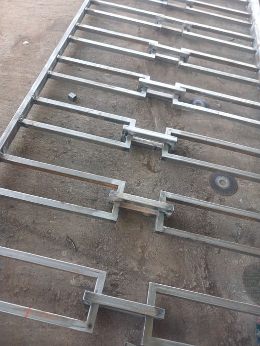 качелья садовая .